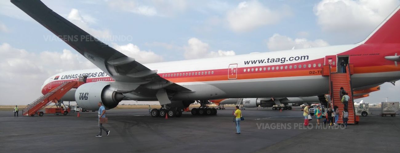 Avião da Taag em Luanda durante nossa conexão para África do Sul