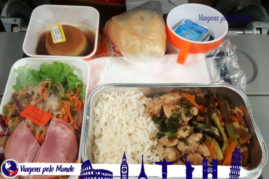 Alimentação no voo da Taag