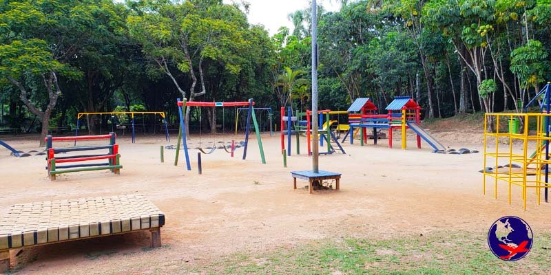 Playground para crianças no zoológico de guarulhos
