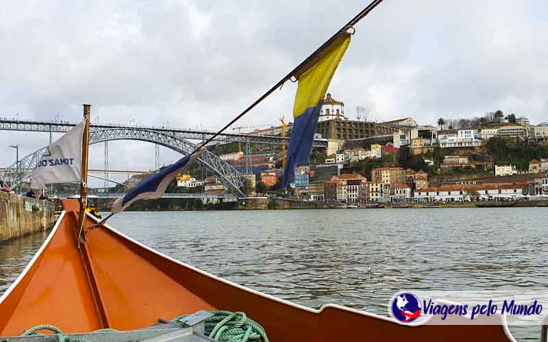 Passeio de barco pelo Rio Douro
