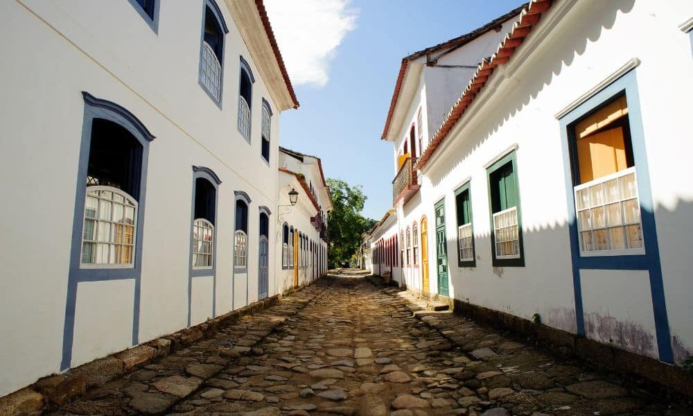 Cidade histórica de Paraty - Um dos Lugares baratos para viajar no Brasil