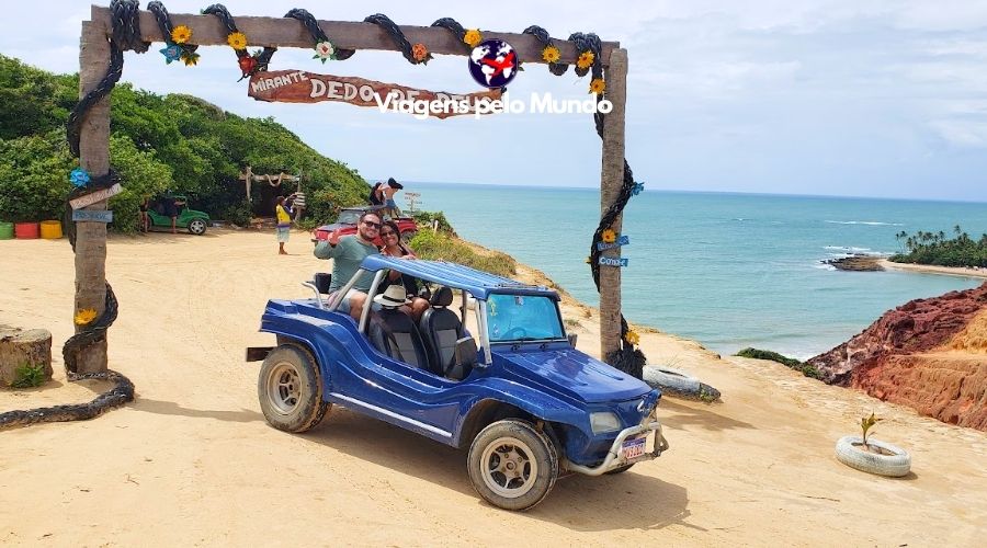 Passeio de buggy pela praia do coqueirinho em João Pessoa