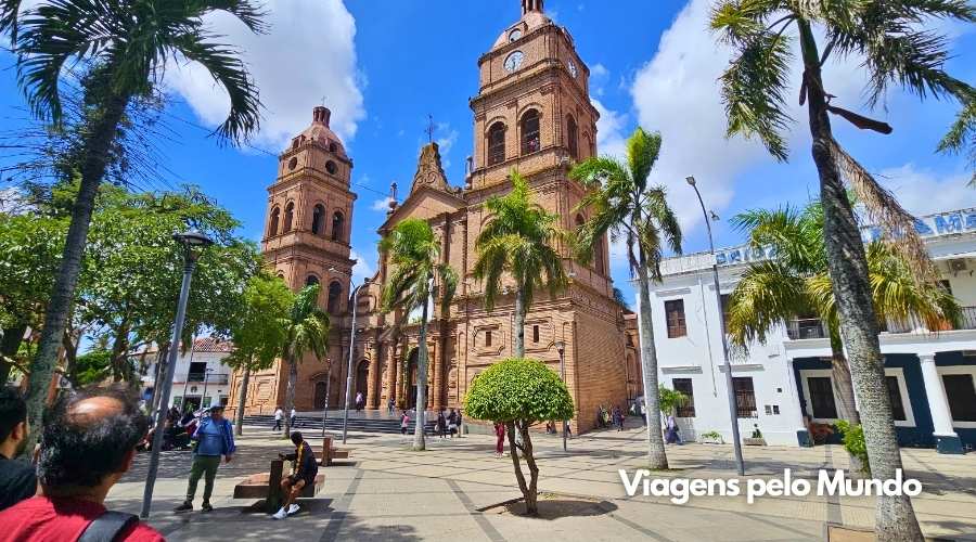 Praça principal de Santa Cruz de la Sierra