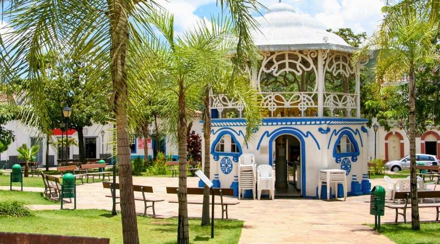 Praça histórica da Cidade de Goiás.