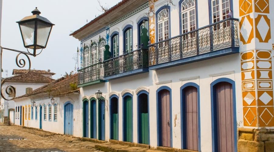 Tradicionais casas coloridas de Paraty.